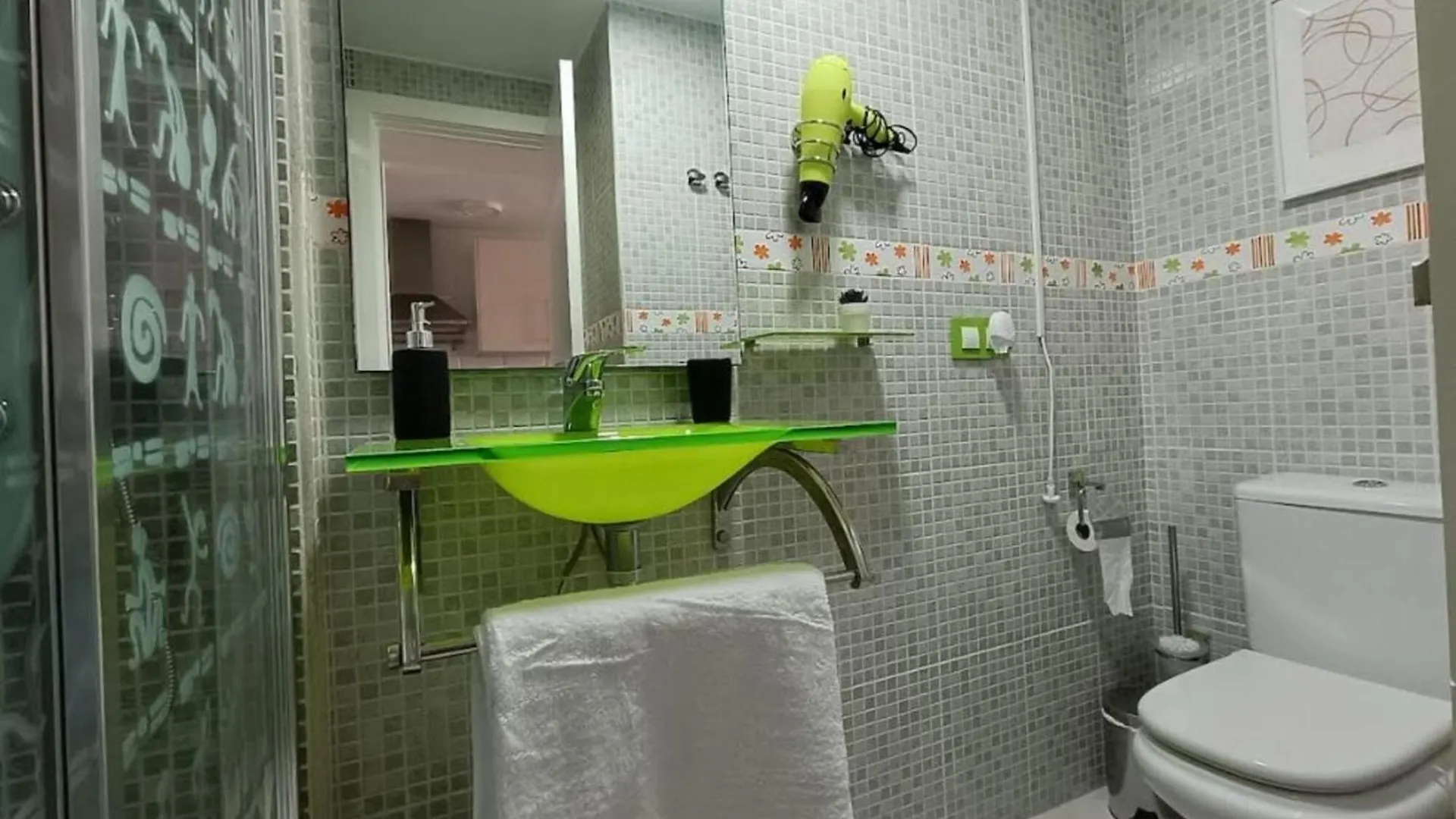 Nelvir Studio Benalmadena 0*,